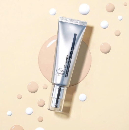 Kem chống nắng nâng tông